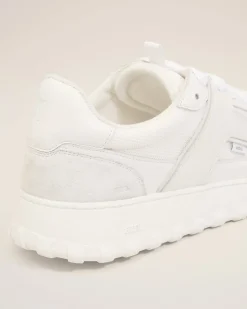 Baskets A Walk Blanches Basses En Cuir Lisse