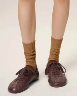 Baskets Soft Bordeaux Basses En Cuir Lisse