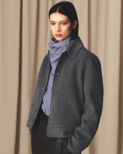 Blouson Gris Boule Boutonné En Laine