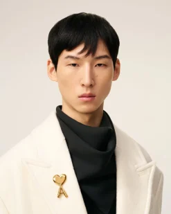 Broche Doreé Ami De Coeur Martelée En Laiton