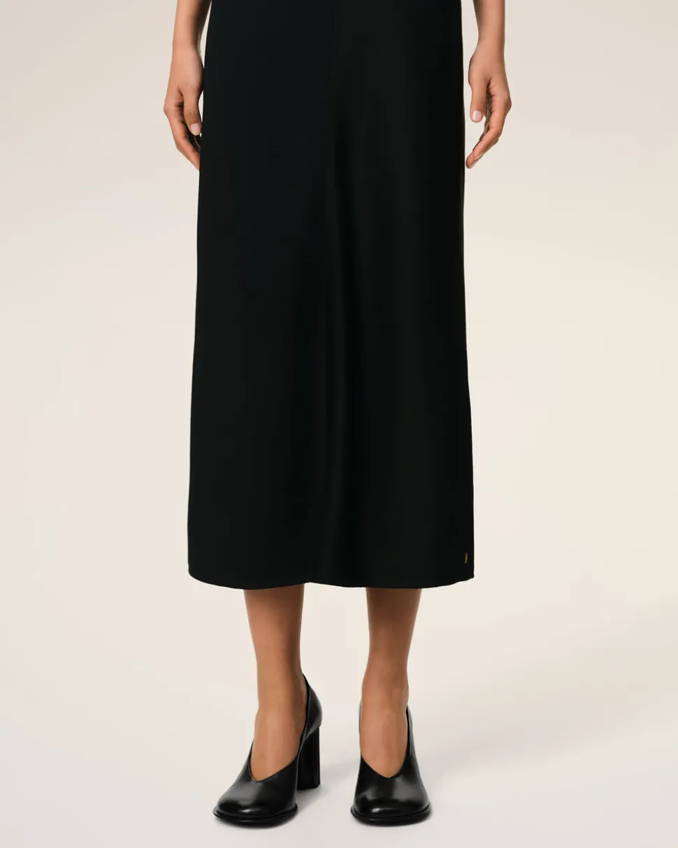 Escarpins Piano Noires A Bout Anatomique En Cuir