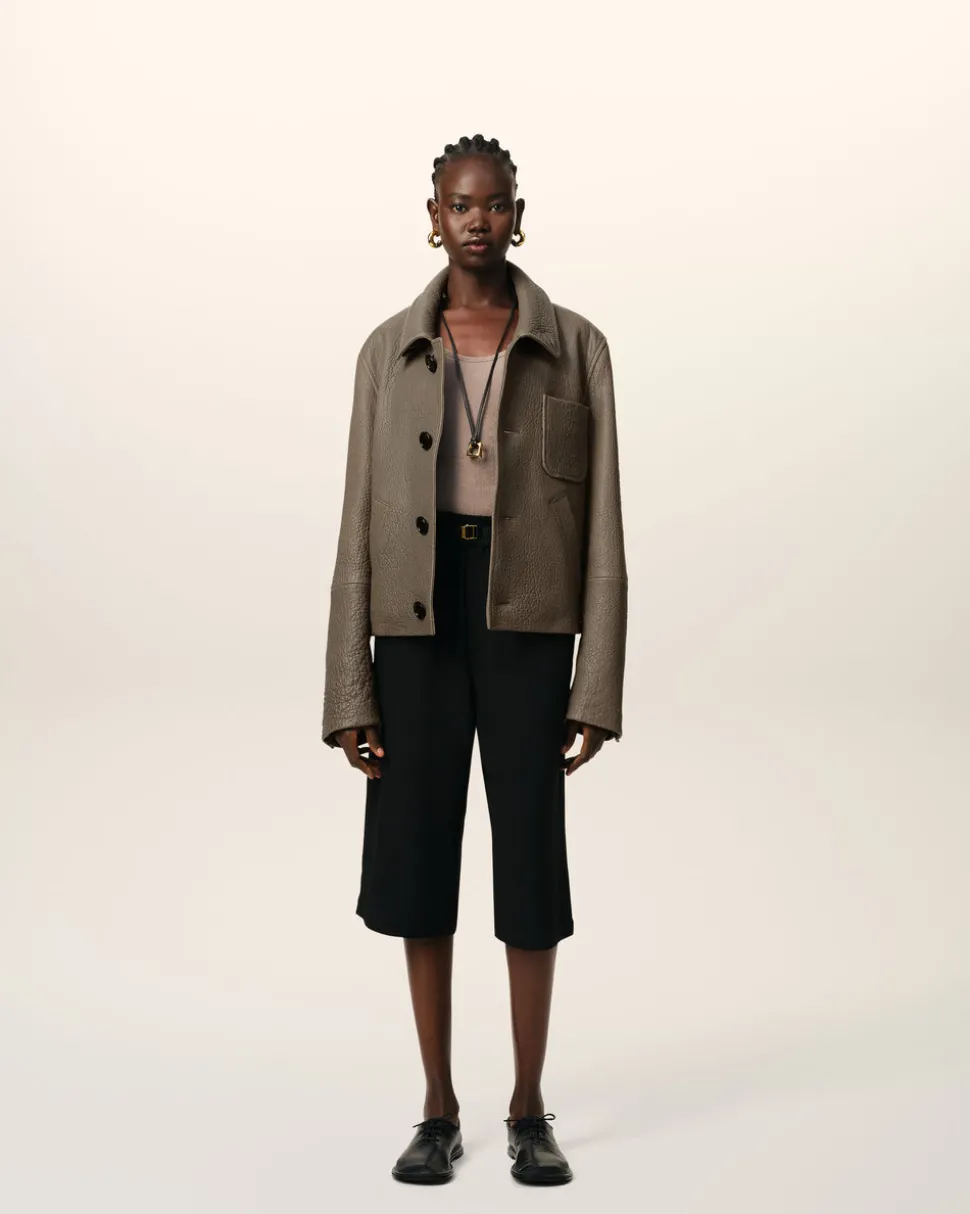 Veste Taupe Boutonnée En Cuir